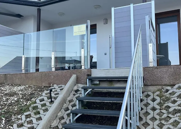 Seeapartment Southbeach Mit Terrasse Und Seezugang * Sekirn