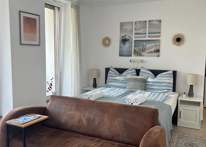 아파트 Seeapartment Southbeach Mit Terrasse Und Seezugang Sekirn