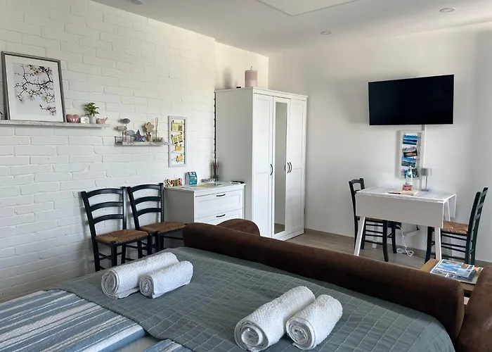 아파트 Seeapartment Southbeach Mit Terrasse Und Seezugang Sekirn